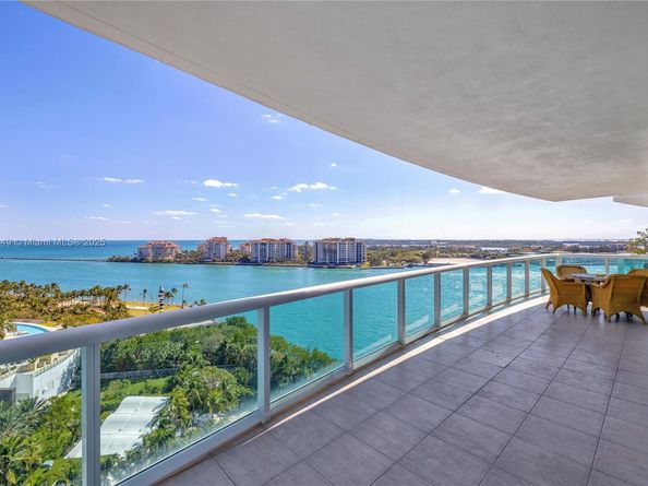 1000 S Pointe Dr 1505, Miami Beach FL 33139