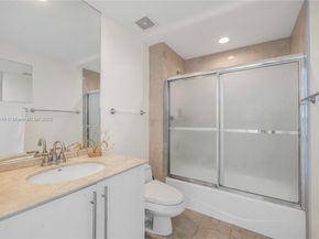 1000 S Pointe Dr 1505, Miami Beach FL 33139