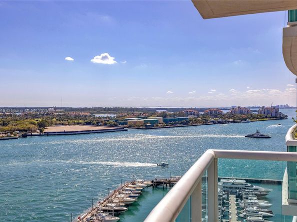 1000 S Pointe Dr 1505, Miami Beach FL 33139