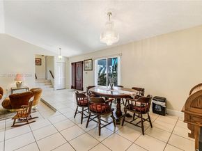 11541 SW 100th St, Miami FL 33176