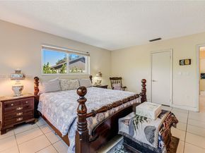 11541 SW 100th St, Miami FL 33176