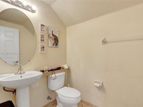 338 NE 37th Ave, Homestead FL 33033