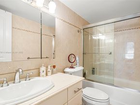 1849 S Ocean Dr 905, Hallandale Beach FL 33009