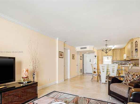 1849 S Ocean Dr 905, Hallandale Beach FL 33009