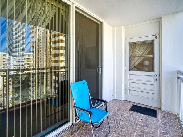 1849 S Ocean Dr 905, Hallandale Beach FL 33009