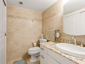 1849 S Ocean Dr 905, Hallandale Beach FL 33009