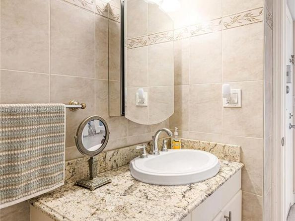 1849 S Ocean Dr 905, Hallandale Beach FL 33009