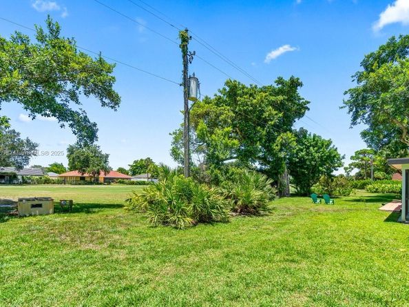 3693 N Arelia Dr N, Delray Beach FL 33445