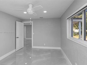 5730 Greene St, Hollywood FL 33021