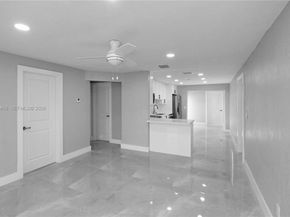 5730 Greene St, Hollywood FL 33021