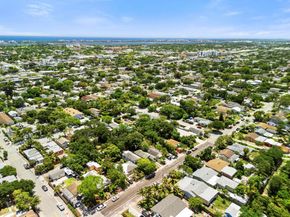518 N C Street FL 33460