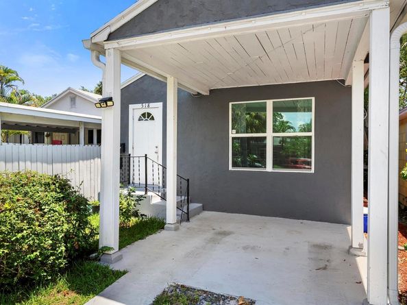 518 N C Street FL 33460