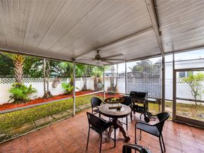 911 N Park Rd, Hollywood FL 33021