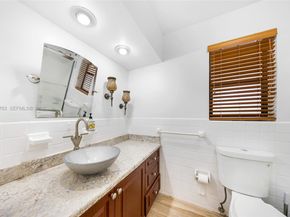 911 N Park Rd, Hollywood FL 33021