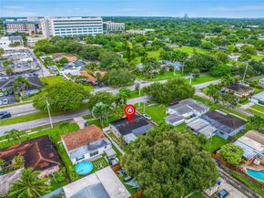 911 N Park Rd, Hollywood FL 33021