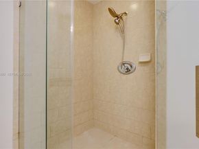 3001 NE 185th St 317, Aventura FL 33180