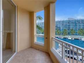 3001 NE 185th St 317, Aventura FL 33180