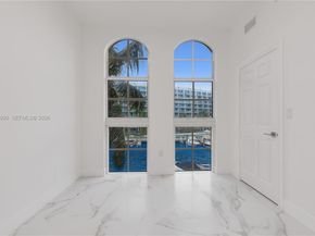 3001 NE 185th St 317, Aventura FL 33180