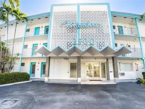 2500 Diana Dr 216, Hallandale Beach FL 33009