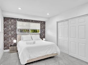 2454 W Nassau Ln, Fort Lauderdale FL 33312