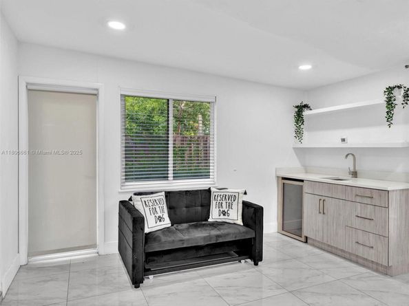 2454 W Nassau Ln, Fort Lauderdale FL 33312