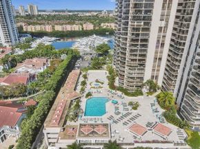 19667 Turnberry Way 3F, Aventura FL 33180