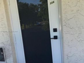 8940 S Hollybrook Blvd 306, Pembroke Pines FL 33025
