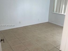8940 S Hollybrook Blvd 306, Pembroke Pines FL 33025