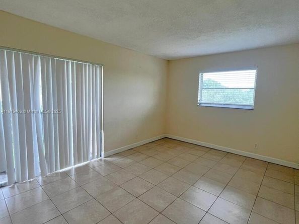 8740 N Sherman Cir 308, Miramar FL 33025