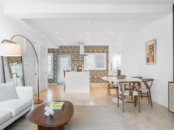 1491 Lincoln Ter 202, Miami Beach FL 33139