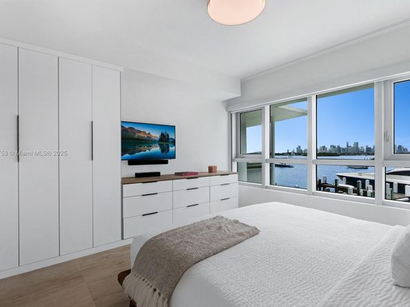 1491 Lincoln Ter 202, Miami Beach FL 33139