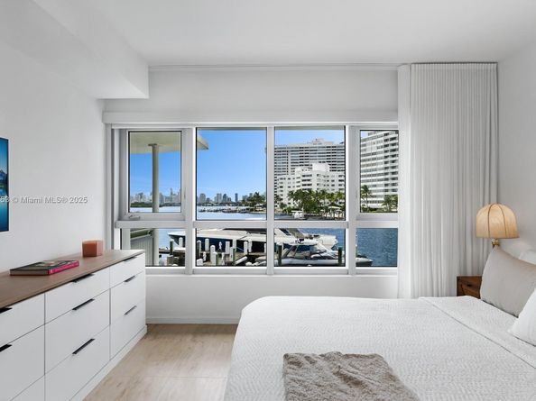 1491 Lincoln Ter 202, Miami Beach FL 33139