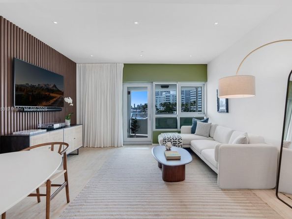 1491 Lincoln Ter 202, Miami Beach FL 33139