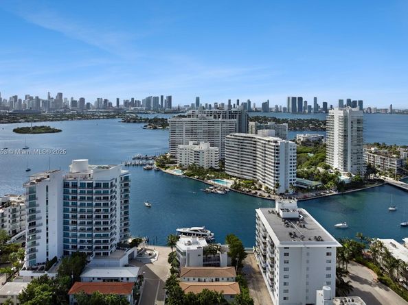 1491 Lincoln Ter 202, Miami Beach FL 33139