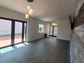 14641 SW 52nd St, Miami FL 33175