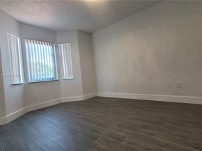 14641 SW 52nd St, Miami FL 33175