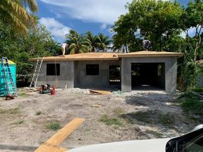 2951 NW 8th St, Fort Lauderdale FL 33311