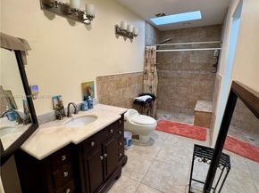 1411 Seagrape Cir, Weston FL 33326