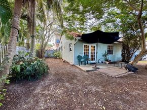 1411 Seagrape Cir, Weston FL 33326