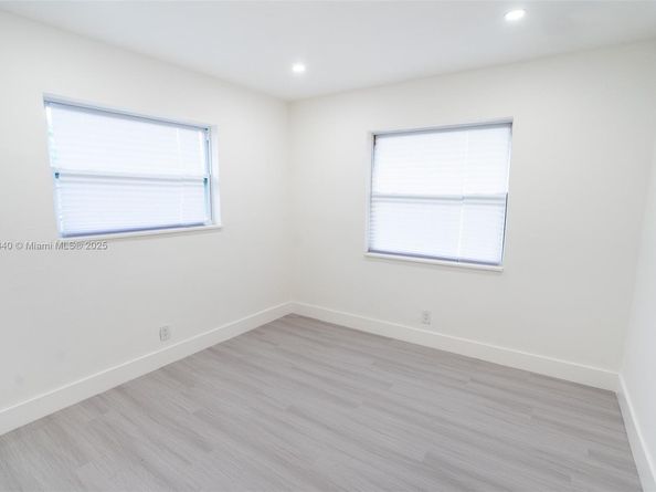3531 NW 26th St, Lauderdale Lakes FL 33311