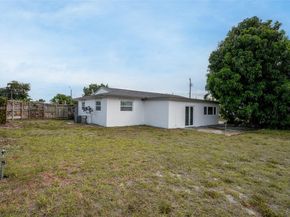 3531 NW 26th St, Lauderdale Lakes FL 33311