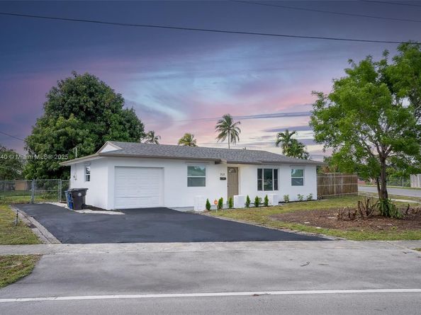 3531 NW 26th St, Lauderdale Lakes FL 33311