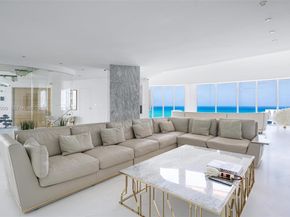300 S Pointe Dr PH5, Miami Beach FL 33139