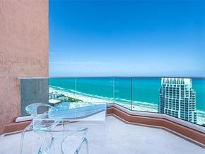 300 S Pointe Dr PH5, Miami Beach FL 33139