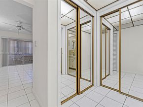 330 SE 2nd St 103G, Hallandale Beach FL 33009