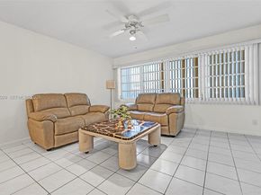 330 SE 2nd St 103G, Hallandale Beach FL 33009