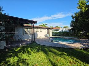 7435 SW 146th Ct, Miami FL 33183