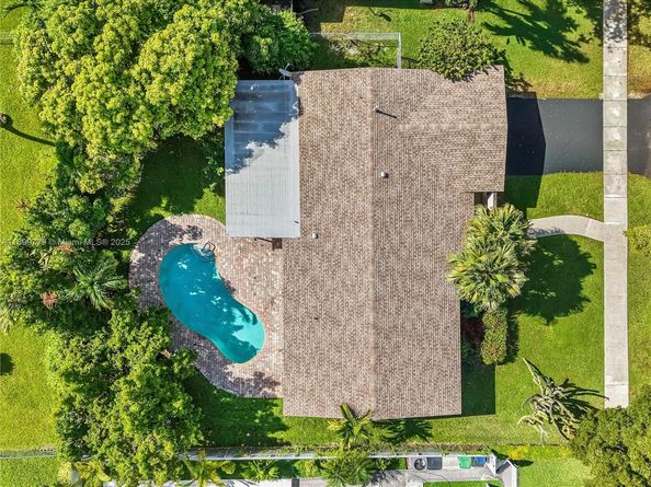 7435 SW 146th Ct, Miami FL 33183
