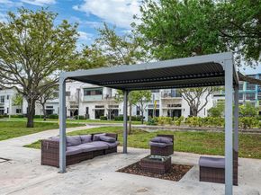 4416 NW 9th St, Plantation FL 33317