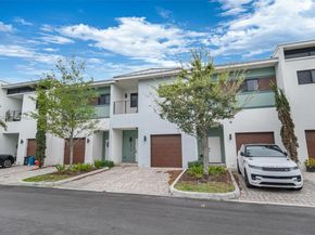4416 NW 9th St, Plantation FL 33317